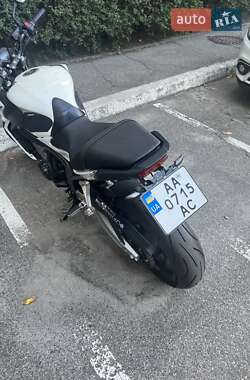 Мотоцикл Без обтекателей (Naked bike) Honda CB 650F 2015 в 