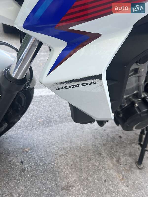 Мотоцикл Без обтекателей (Naked bike) Honda CB 650F 2015 в Киеве фото 8 Мотоцикл Без обтекателей (Naked bike) Honda CB 650F 2015 в Киеве