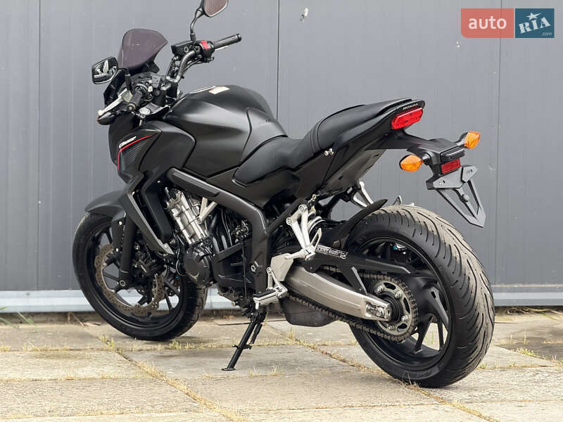 Мотоцикл Без обтекателей (Naked bike) Honda CB 650F 2015 в Львове фото 6 Мотоцикл Без обтекателей (Naked bike) Honda CB 650F 2015 в Львове