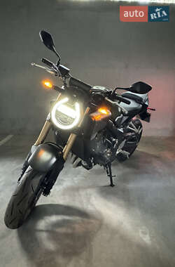 Мотоцикл Без обтікачів (Naked bike) Honda CB 650R 2024 в 