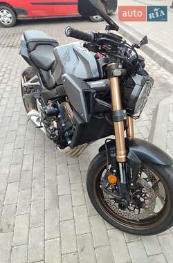 Спортбайк Honda CB 650R 2023 в 