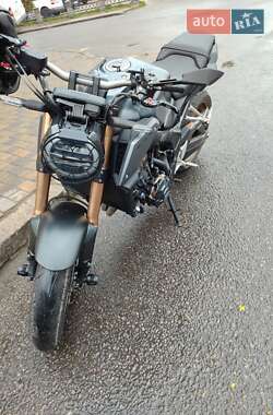 Спортбайк Honda CB 650R 2023 в 