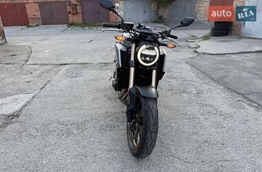 Мотоцикл Без обтікачів (Naked bike) Honda CB 650R 2021 в 