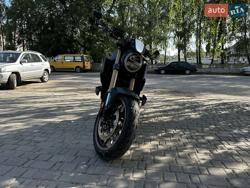 Мотоцикл Без обтікачів (Naked bike) Honda CB 650R 2023 в Бершаді