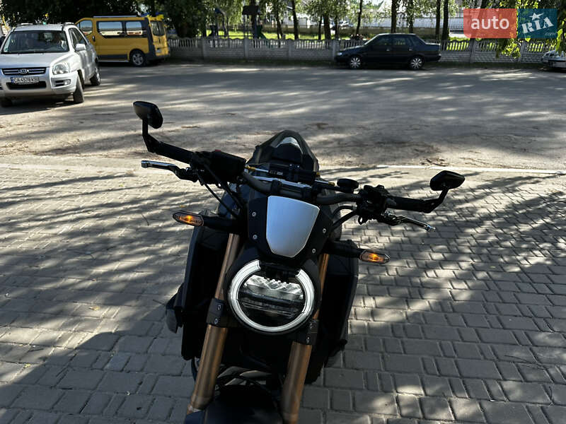 Мотоцикл Без обтікачів (Naked bike) Honda CB 650R 2023 в Бершаді