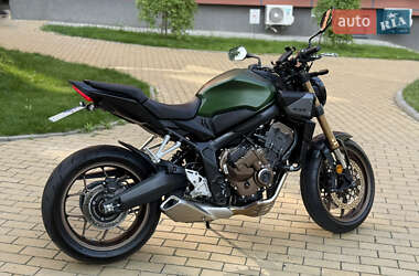 Мотоцикл Без обтекателей (Naked bike) Honda CB 650R 2024 в Ровно