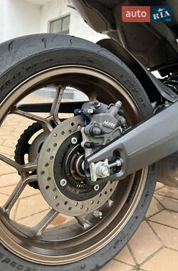 Мотоцикл Без обтекателей (Naked bike) Honda CB 650R 2024 в 