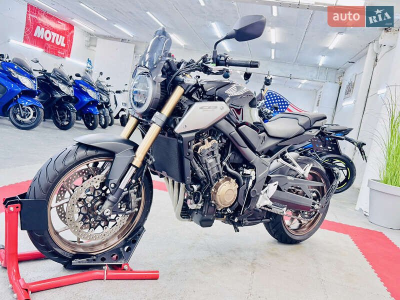 Спортбайк Honda CB 650R 2019 в Одессе
