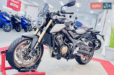Спортбайк Honda CB 650R 2019 в 