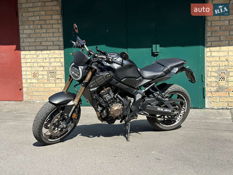 Мотоцикл Без обтекателей (Naked bike) Honda CB 650R 2020 в Киеве