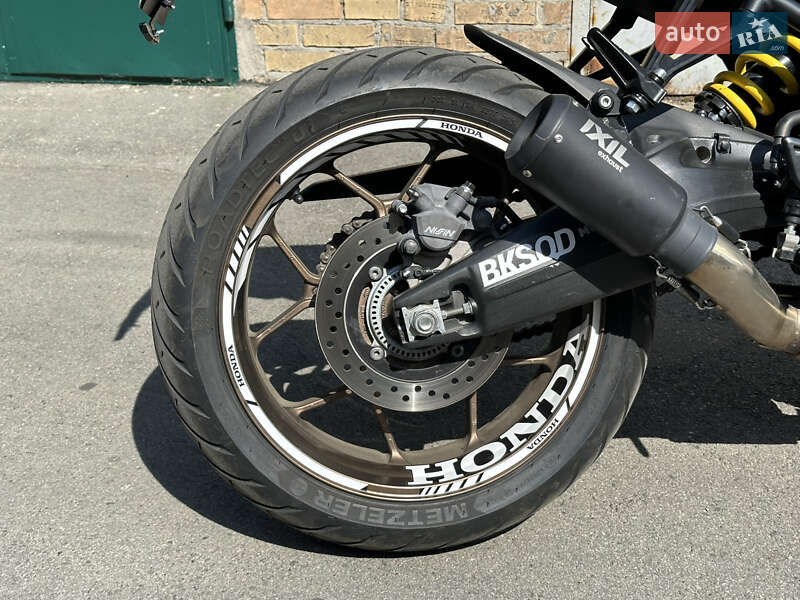 Мотоцикл Без обтекателей (Naked bike) Honda CB 650R 2020 в Киеве
