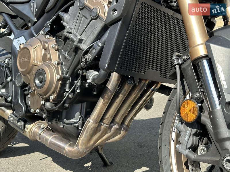 Мотоцикл Без обтекателей (Naked bike) Honda CB 650R 2020 в Киеве