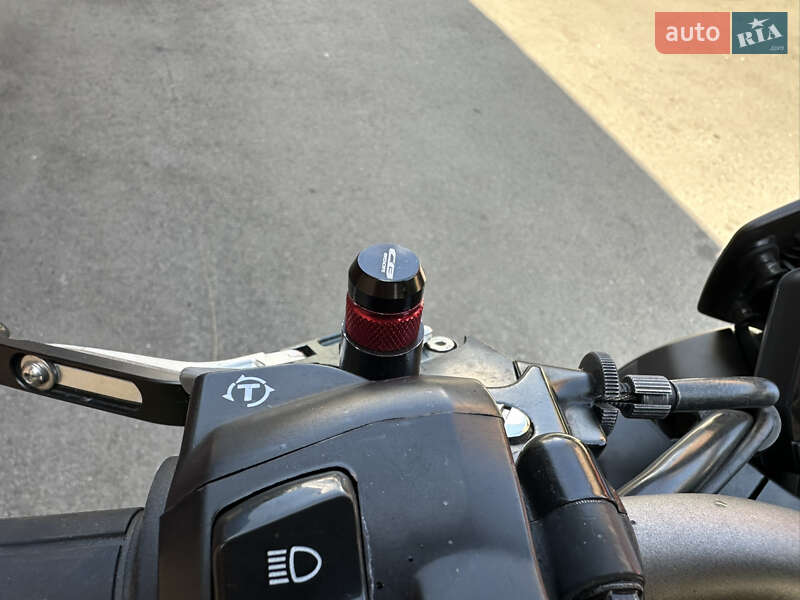 Мотоцикл Без обтекателей (Naked bike) Honda CB 650R 2020 в Киеве