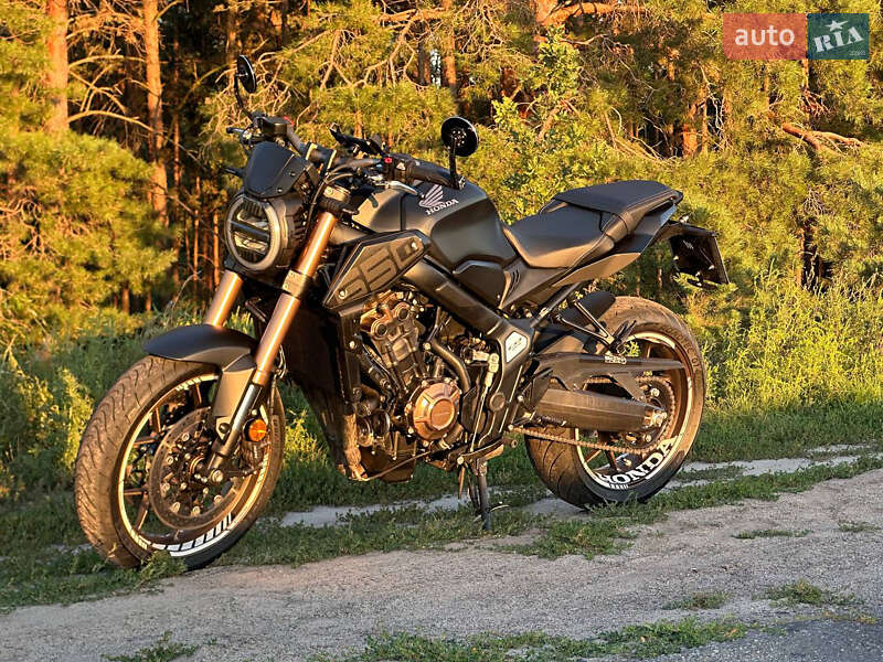 Мотоцикл Без обтекателей (Naked bike) Honda CB 650R 2020 в Киеве