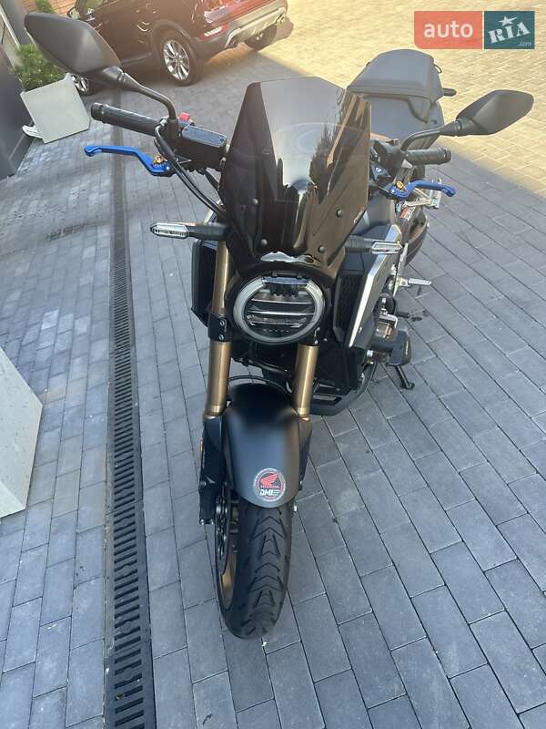 Мотоцикл Без обтекателей (Naked bike) Honda CB 650R 2020 в Киеве