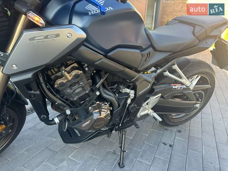 Мотоцикл Без обтекателей (Naked bike) Honda CB 650R 2020 в Киеве