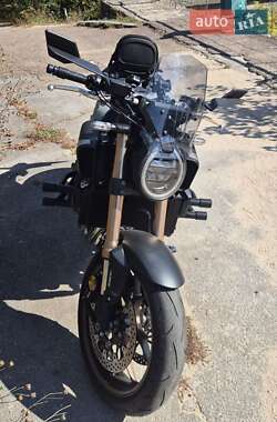 Мотоцикл Классик Honda CB 650R 2024 в 