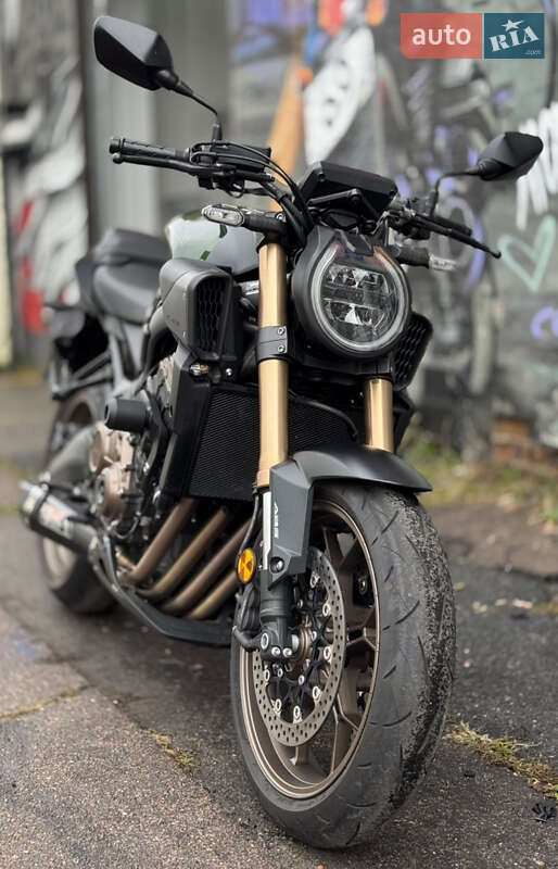 Мотоцикл Без обтікачів (Naked bike) Honda CB 650R 2024 в Києві