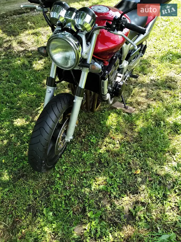 Honda CB 900F Hornet 2005