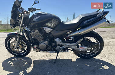 Мотоцикл Без обтекателей (Naked bike) Honda CB 900F Hornet 2002 в 