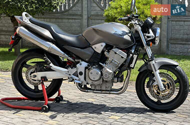 Мотоцикл Без обтекателей (Naked bike) Honda CB 900F Hornet 2003 в 