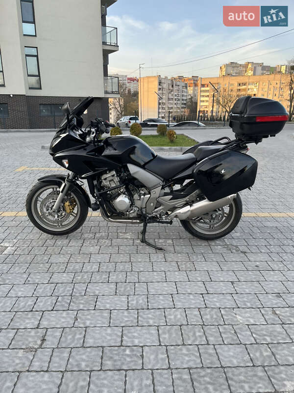 Мотоцикл Спорт-туризм Honda CBF 1000 2008 в Львові