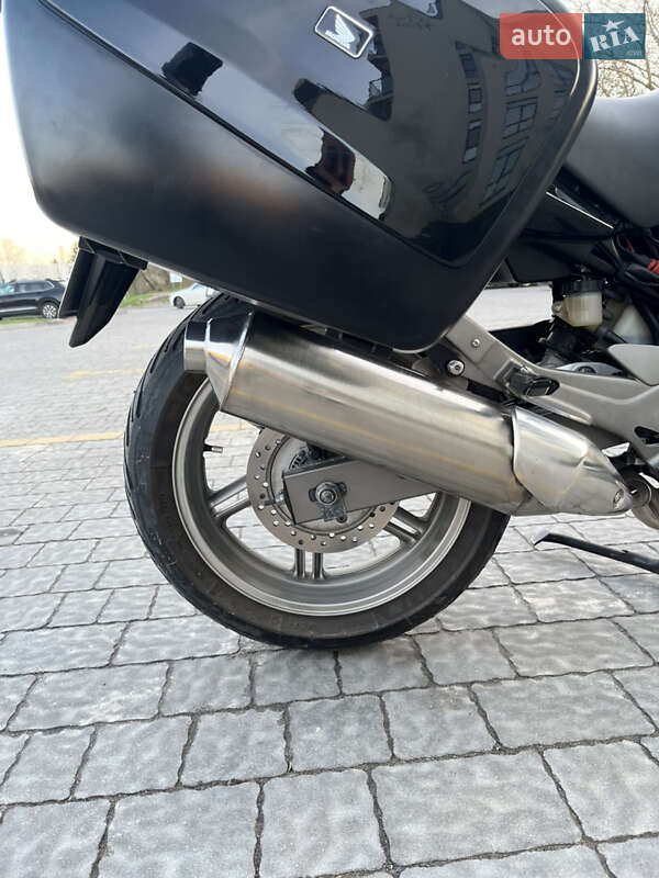 Мотоцикл Спорт-туризм Honda CBF 1000 2008 в Львові