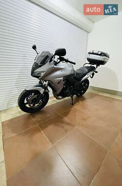 Мотоцикл Спорт-туризм Honda CBF 1000 2011 в 