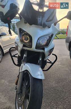 Мотоцикл Классик Honda CBF 1000 2009 в 