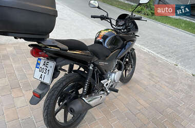 Грузовые мотороллеры, мотоциклы, скутеры, мопеды Honda CBF 125 2009 в 