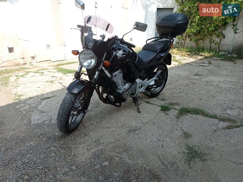 Мотоцикл Классік Honda CBF 500 2004 в Чернівцях