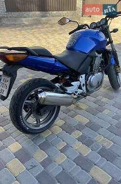 Мотоцикл Без обтікачів (Naked bike) Honda CBF 500 2004 в 