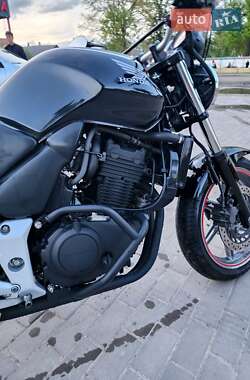 Мотоцикл Без обтекателей (Naked bike) Honda CBF 500 2004 в 