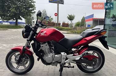 Мотоцикл Без обтекателей (Naked bike) Honda CBF 500 2005 в 