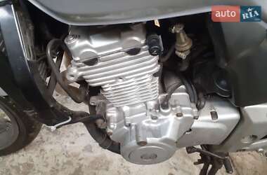 Мотоцикл Без обтекателей (Naked bike) Honda CBF 500 2004 в 