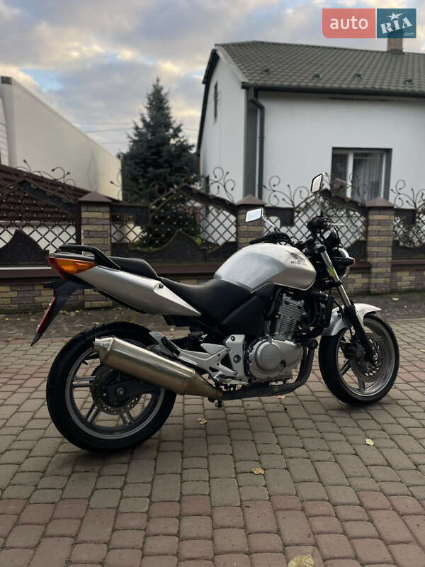 Мотоцикл Без обтікачів (Naked bike) Honda CBF 500 2004 в Бродах фото 4 Мотоцикл Без обтікачів (Naked bike) Honda CBF 500 2004 в Бродах