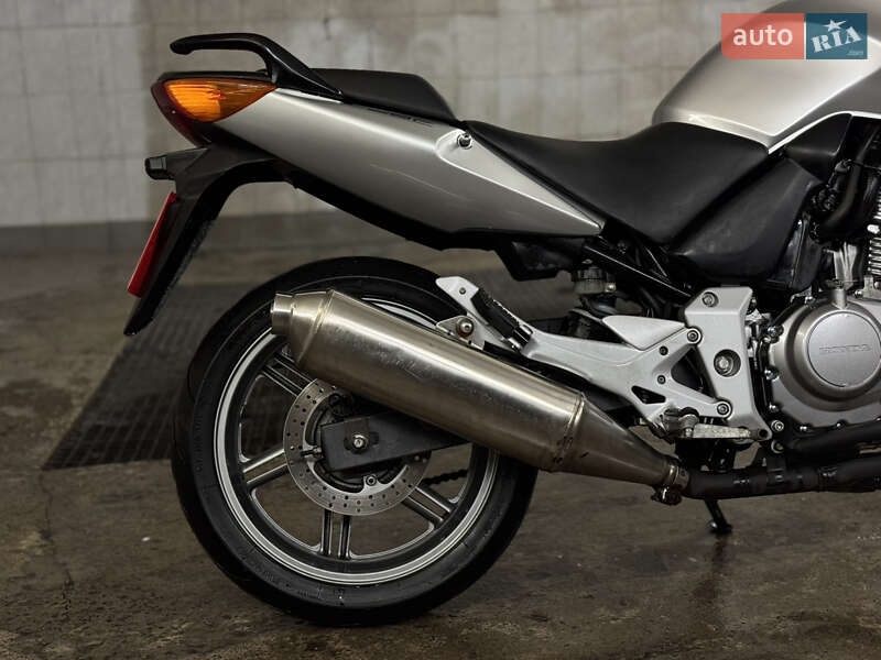 Мотоцикл Без обтекателей (Naked bike) Honda CBF 500 2004 в Ровно