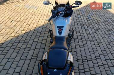 Мотоцикл Спорт-туризм Honda CBF 600 2004 в 