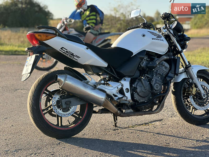 Мотоцикл Классик Honda CBF 600 2004 в Киеве