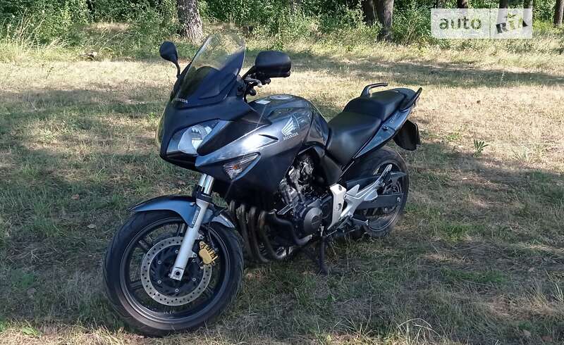 Мотоцикл Спорт-туризм Honda CBF 600N 2004 в 