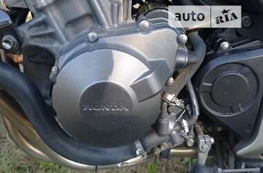 Мотоцикл Спорт-туризм Honda CBF 600N 2004 в 