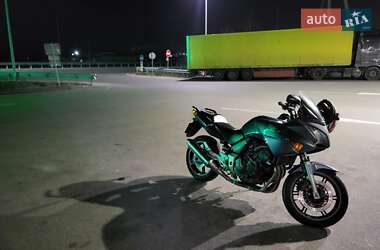 Мотоцикл Спорт-туризм Honda CBF 600N 2004 в 