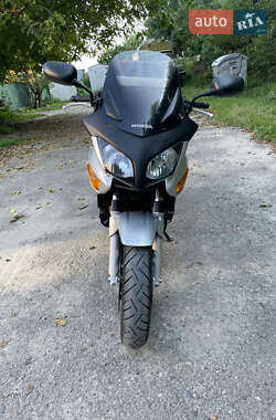 Мотоцикл Спорт-туризм Honda CBF 600N 2004 в 