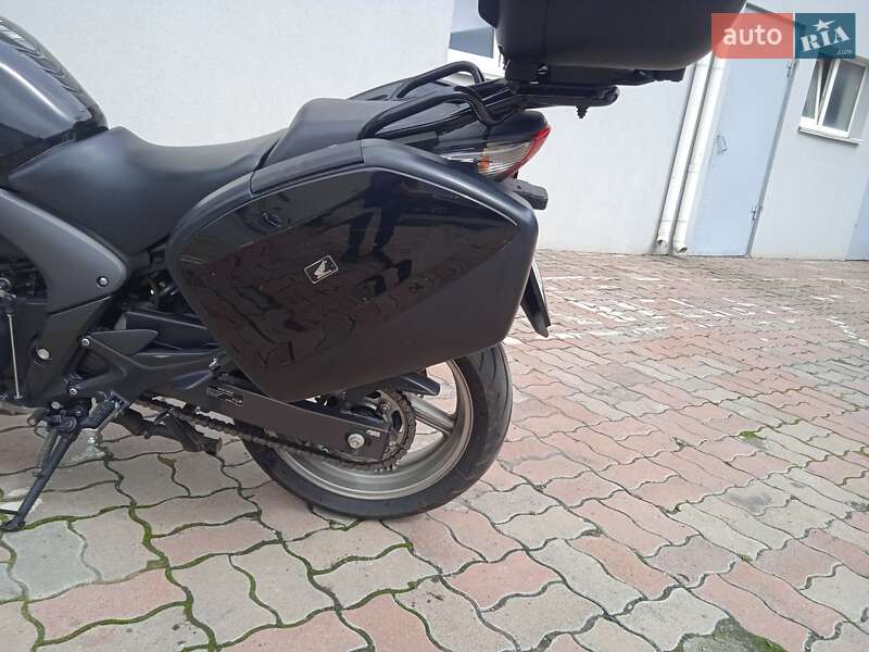 Мотоцикл Без обтекателей (Naked bike) Honda CBF 600NА 2010 в Киеве