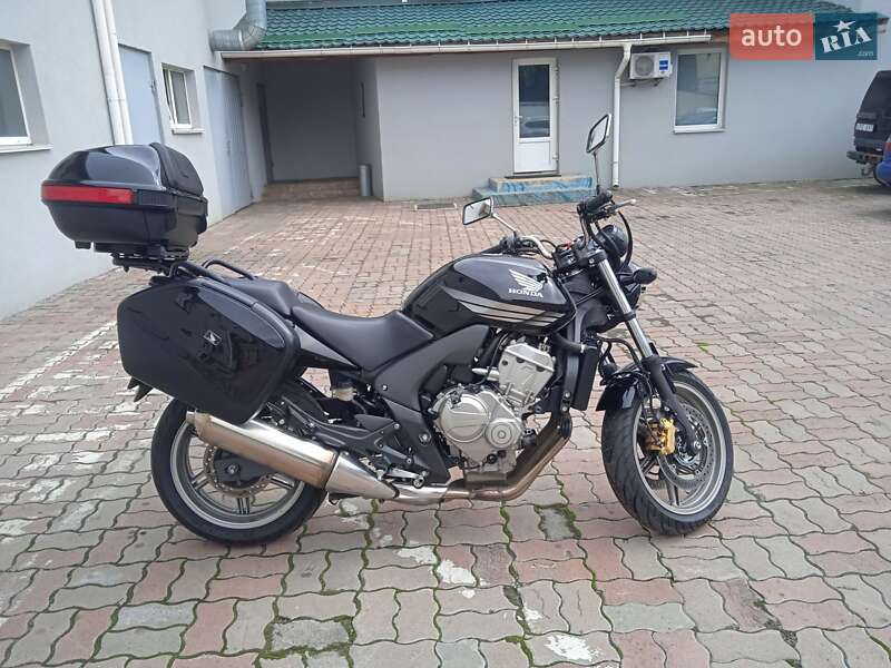 Мотоцикл Без обтекателей (Naked bike) Honda CBF 600NА 2010 в Киеве