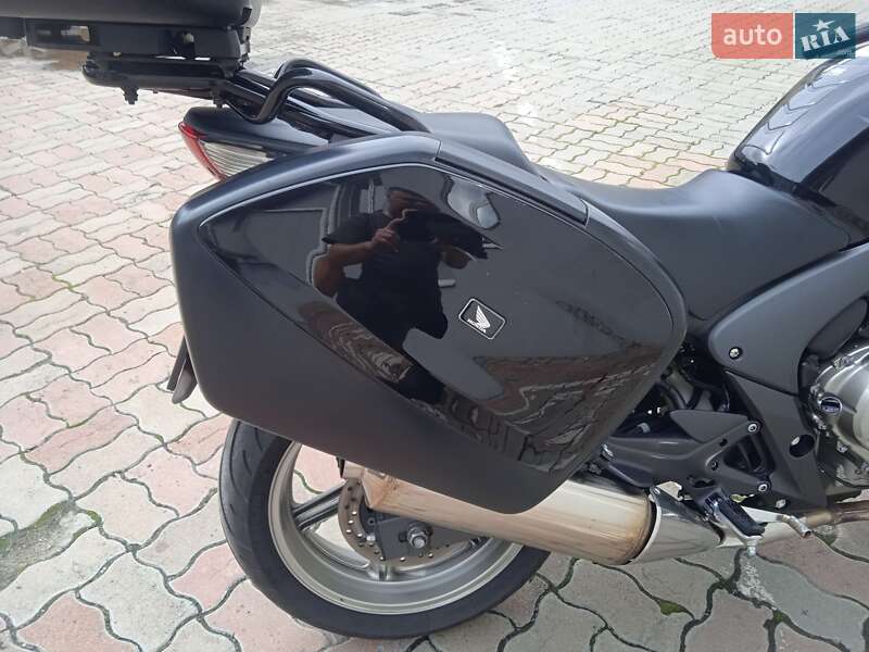 Мотоцикл Без обтекателей (Naked bike) Honda CBF 600NА 2010 в Киеве