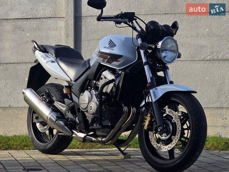 Мотоцикл Без обтекателей (Naked bike) Honda CBF 600NА 2010 в Ровно фото 39 Мотоцикл Без обтекателей (Naked bike) Honda CBF 600NА 2010 в Ровно