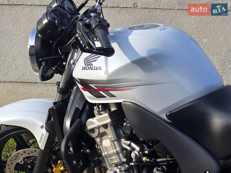 Мотоцикл Без обтекателей (Naked bike) Honda CBF 600NА 2010 в Ровно фото 11 Мотоцикл Без обтекателей (Naked bike) Honda CBF 600NА 2010 в Ровно