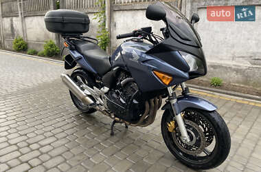Спортбайк Honda CBF 600S 2004 в 
