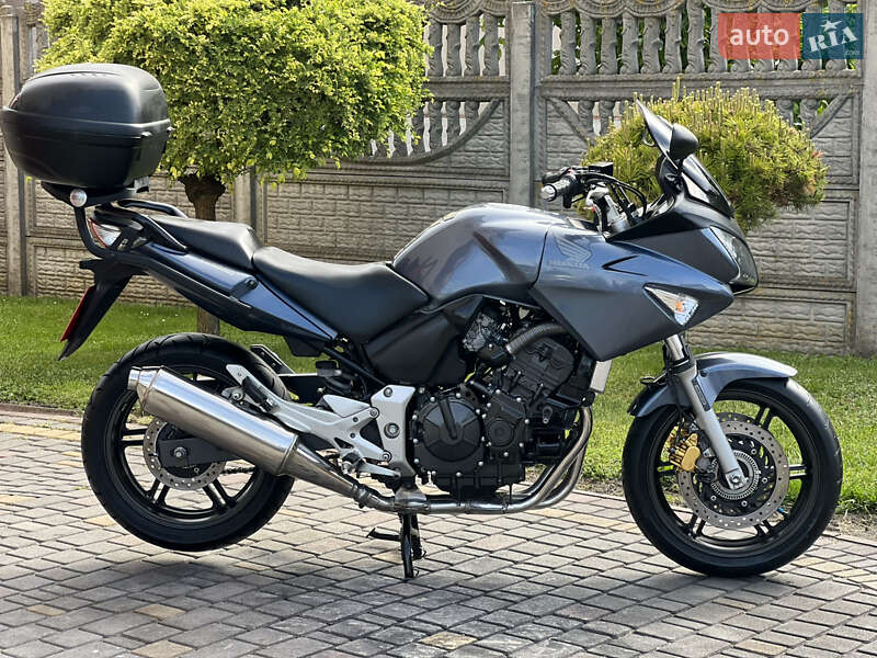 Мотоцикл Спорт-туризм Honda CBF 600S 2005 в 